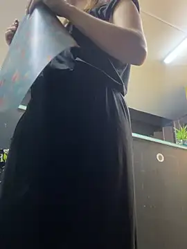 Snapshot of Sofii_gold chatting on 12/25/24, 01:42 Sofii gold online show from 12/25/24, 01:42