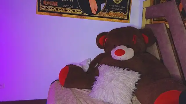 naatashamendozaa online show from 02/28/26, 03:06