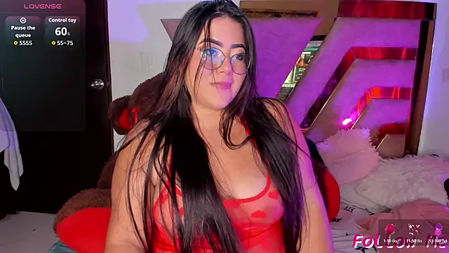 naatashamendozaa online show from 11/19/25, 04:01