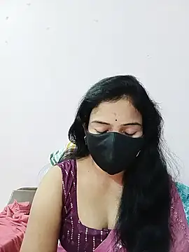 Snapshot of Keerthi-Telugu chatting on 01/07/25, 05:31 Keerthi-Telugu online show from 01/07/25, 05:31