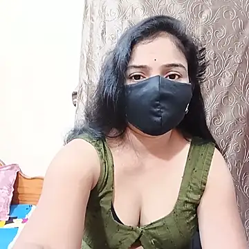 Snapshot of Keerthi-Telugu chatting on 10/24/25, 04:00 Keerthi-Telugu online show from 10/24/25, 04:00