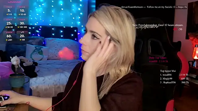 Lisaonthemoon online show from 05/20/26, 01:41