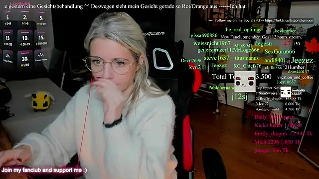 Lisaonthemoon online show from 11/30/25, 02:45