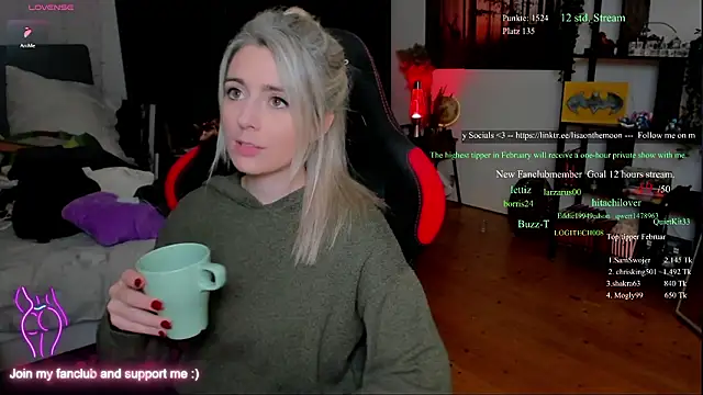 Lisaonthemoon online show from 02/08/26, 08:50