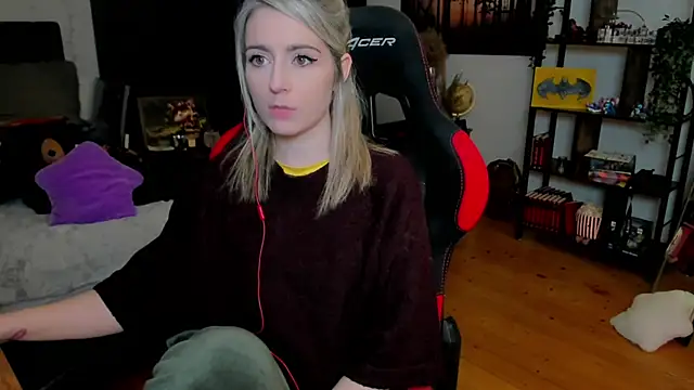 Lisaonthemoon online show from 03/14/26, 07:42