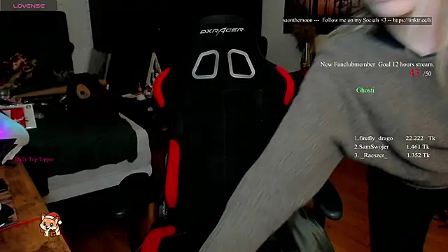 Lisaonthemoon online show from 12/18/25, 06:56