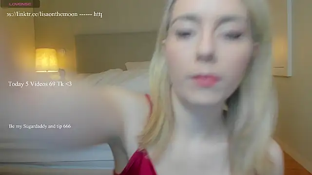 Lisaonthemoon online show from 11/15/25, 05:06