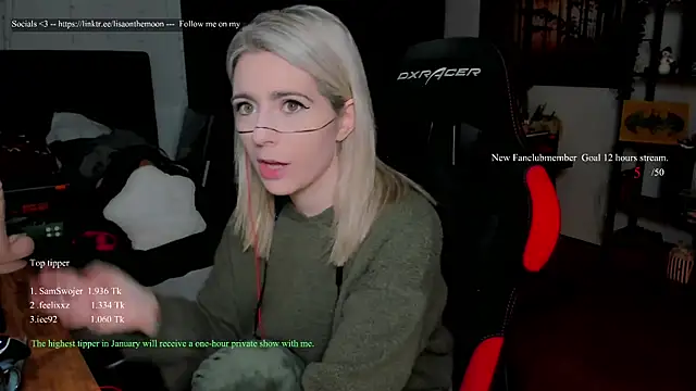 Lisaonthemoon online show from 01/10/26, 02:45