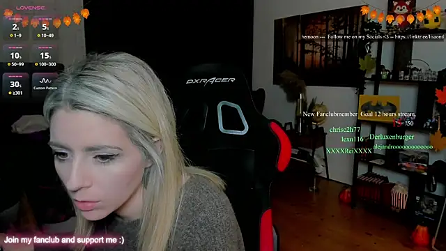 Lisaonthemoon online show from 11/23/25, 06:29