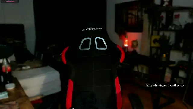 Lisaonthemoon online show from 03/11/25, 05:35
