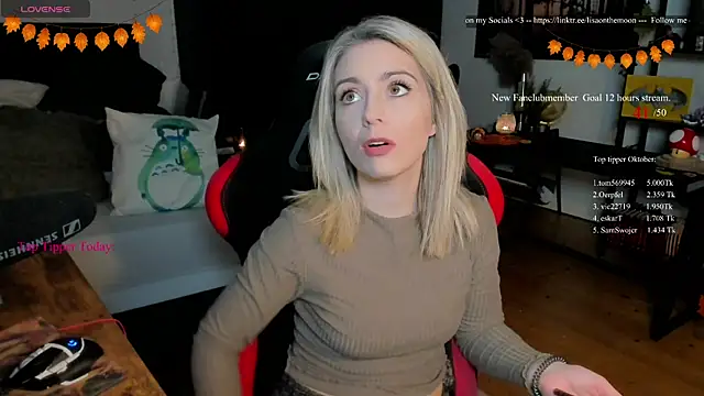 Lisaonthemoon online show from 10/16/25, 06:05