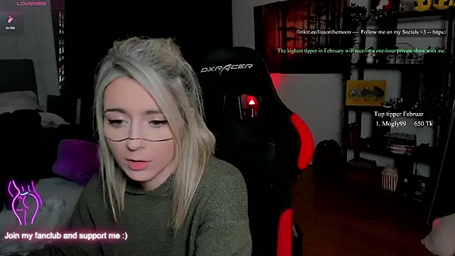 Lisaonthemoon online show from 02/04/26, 05:30