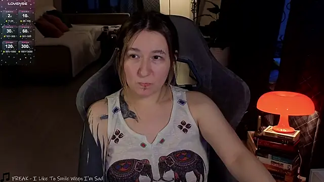 Megan  Hart online show from 02/16/25, 05:37