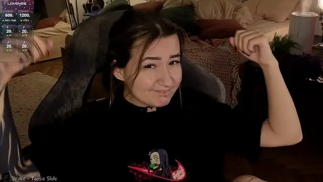 Megan  Hart online show from 01/11/25, 05:41