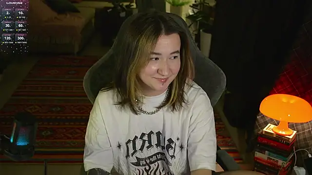 Megan  Hart online show from 02/25/25, 10:09