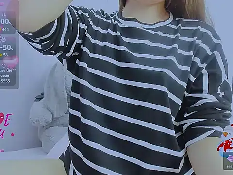 Linh diudang online show from 12/18/25, 02:27