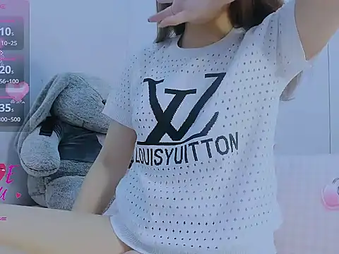 Linh diudang online show from 04/12/26, 01:20