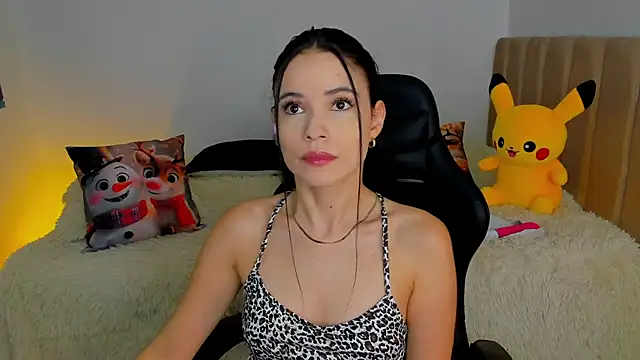 melanyrouse1 online show from 01/11/26, 07:32