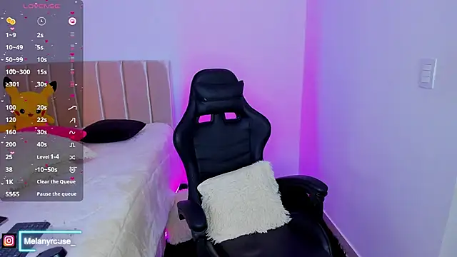 melanyrouse1 online show from 03/15/25, 10:22