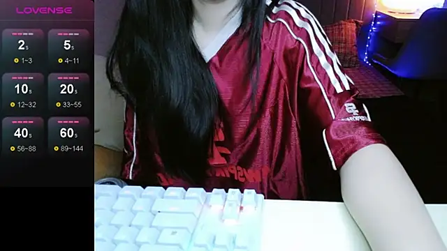  Viviann  online show from 10/04/25, 04:08