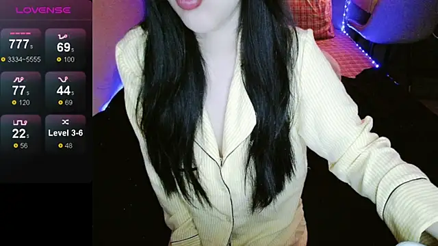  Viviann  online show from 10/16/25, 03:20