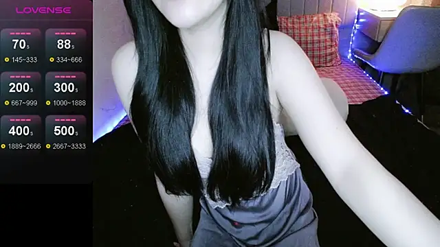  Viviann  online show from 10/18/25, 03:14