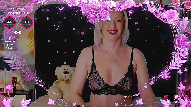 OliviaShaw23 online show from 03/15/26, 07:43