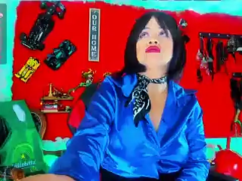 jena derboo online show from 03/18/25, 10:39