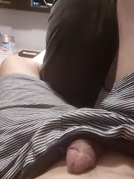 dredre1069 online show from 02/18/26, 03:37