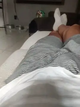 dredre1069 online show from 12/19/25, 01:46