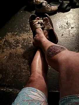 dredre1069 online show from 04/14/26, 01:54