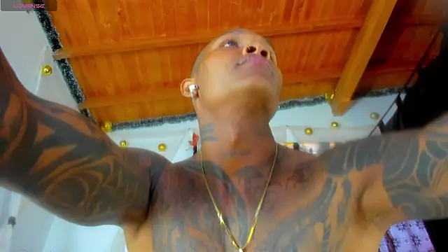 esteveen ortegas  online show from 02/11/26, 04:29