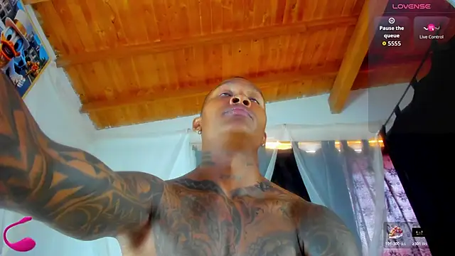 esteveen ortegas  online show from 10/30/25, 05:21