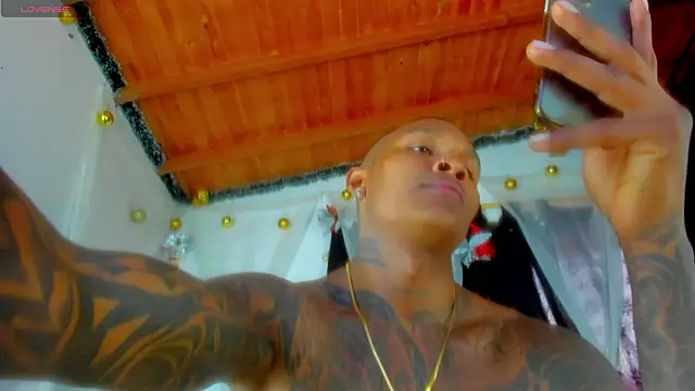 esteveen ortegas  online show from 03/11/26, 09:42