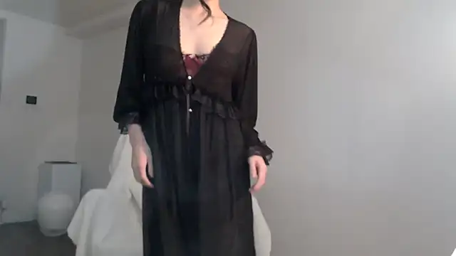 Lily 0000 online show from 02/11/25, 11:31
