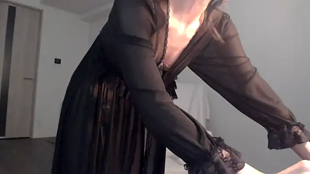 Lily 0000 online show from 01/19/25, 03:42