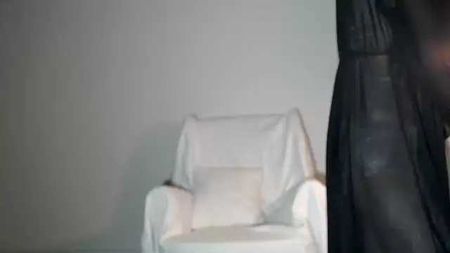 Lily 0000 online show from 02/23/25, 06:01