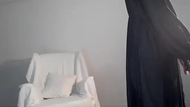 Lily 0000 online show from 02/25/25, 01:32