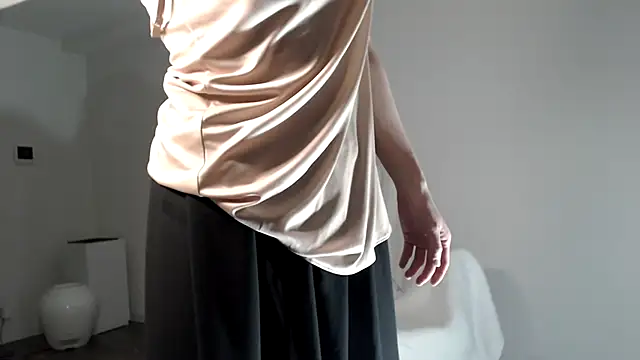 Lily 0000 online show from 02/25/25, 07:27