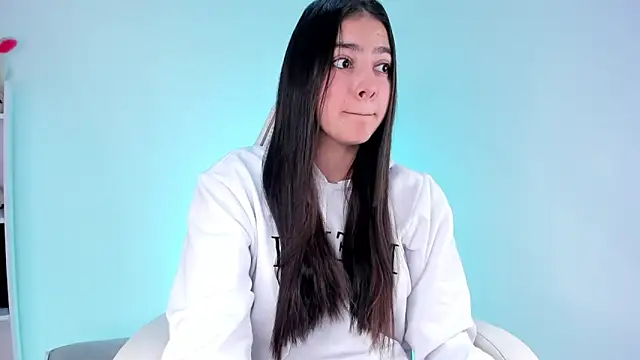 lili turner online show from 02/28/26, 09:53