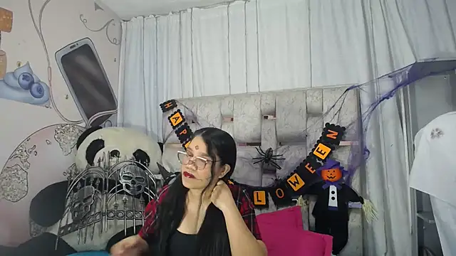 KEYRA-MILLER- online show from 11/01/25, 02:29