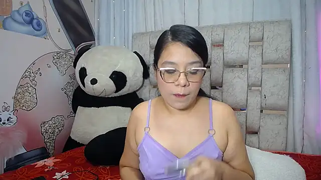 KEYRA-MILLER- online show from 12/01/25, 02:56