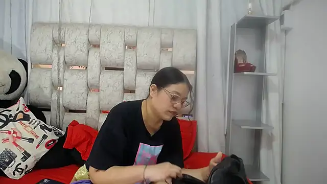 KEYRA-MILLER- online show from 03/20/26, 01:06