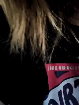 Snapshot of TexaSMESS_37 chatting on 10/22/25, 07:24 TexaSMESS 37 online show from 10/22/25, 07:24