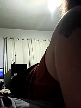 Snapshot of TexaSMESS_37 chatting on 11/16/25, 11:52 TexaSMESS 37 online show from 11/16/25, 11:52