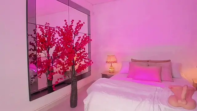 Leah Grey online show from 04/15/26, 11:27