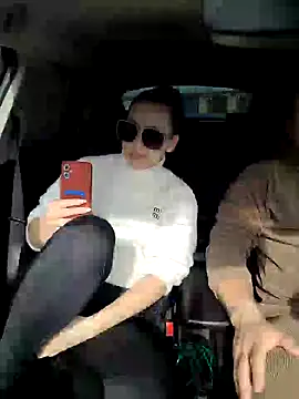 Snapshot of -Pupsiki- chatting on 03/19/25, 09:17 -Pupsiki- online show from 03/19/25, 09:17