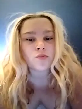 bbygrl15xo online show from 09/08/25, 09:03