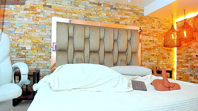 karla dunn online show from 10/25/25, 08:20