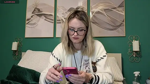 hotjessyca online show from 05/01/26, 07:30